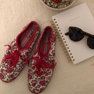 Floral patterned Keds